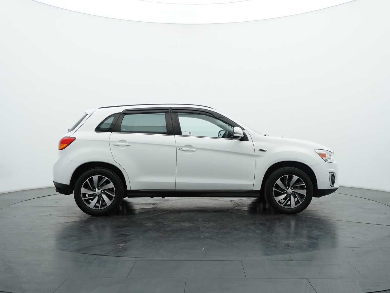 used 2017 Mitsubishi ASX  2.0