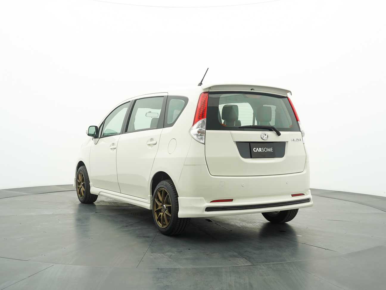 terpakai 2013 Perodua ALZA EZ 1.5