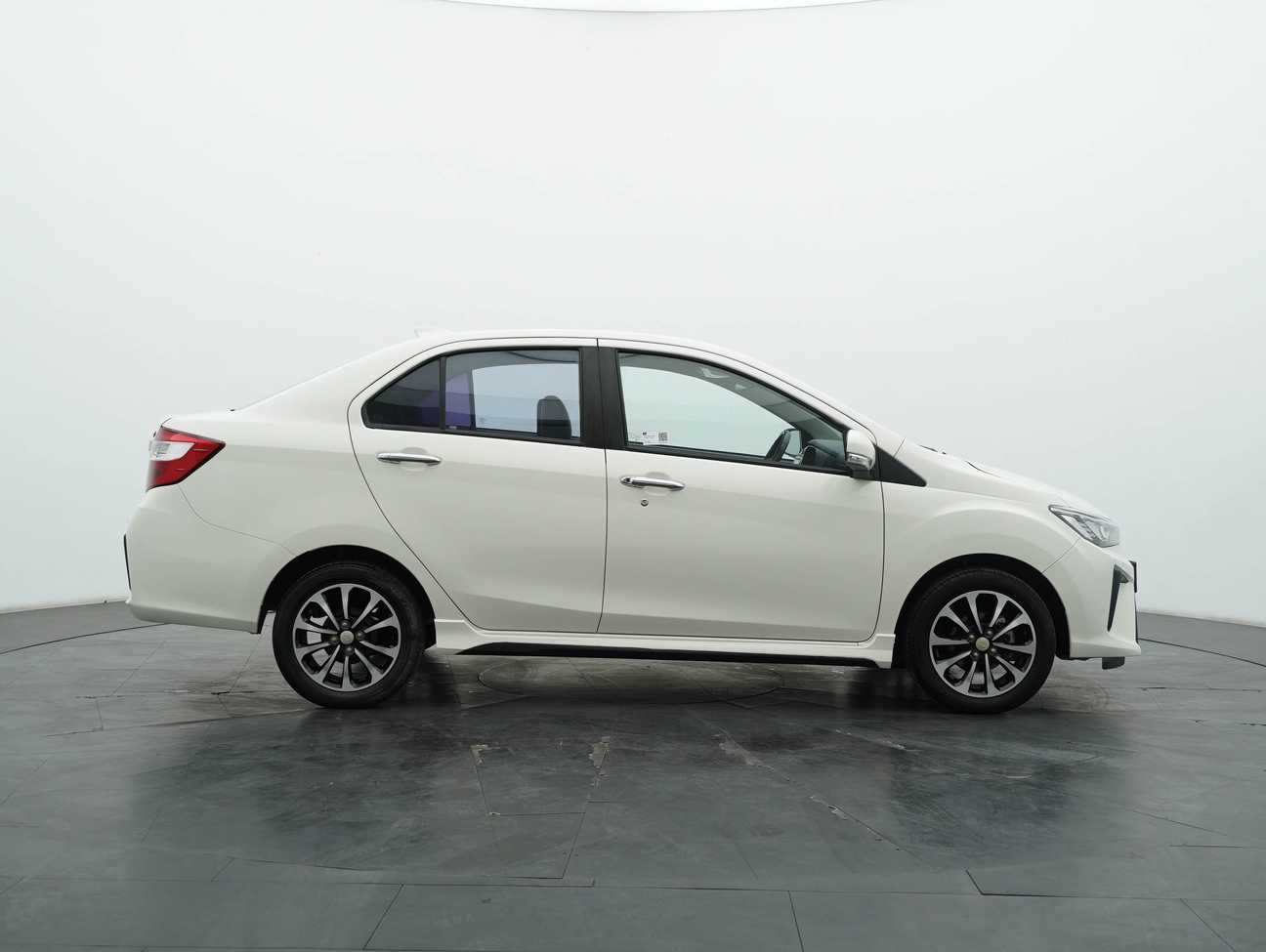 used 2022 Perodua Bezza Advance 1.3