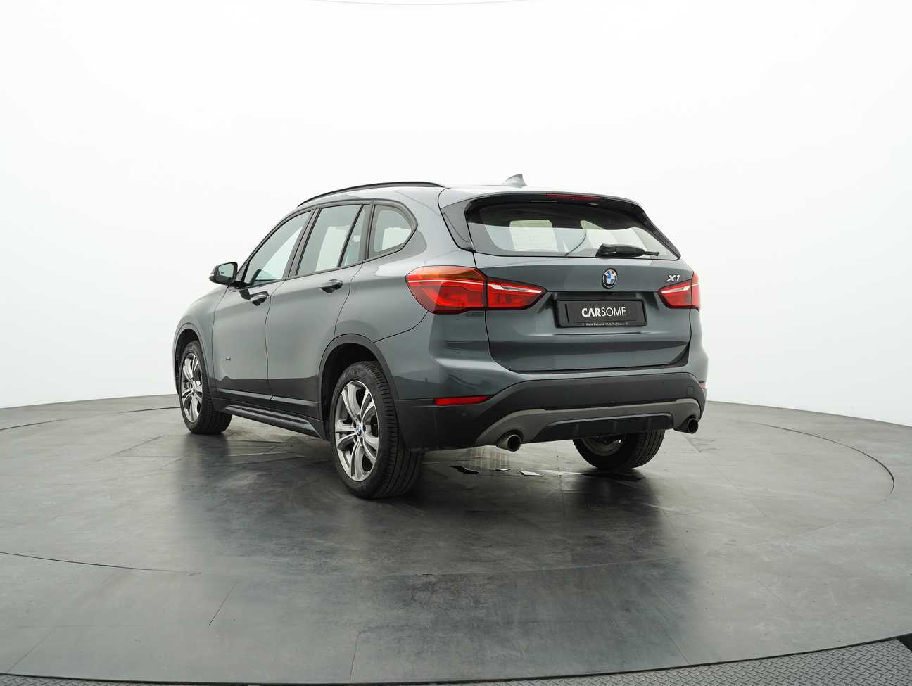 terpakai 2017 BMW X1 sDrive20i Sport Line 2.0