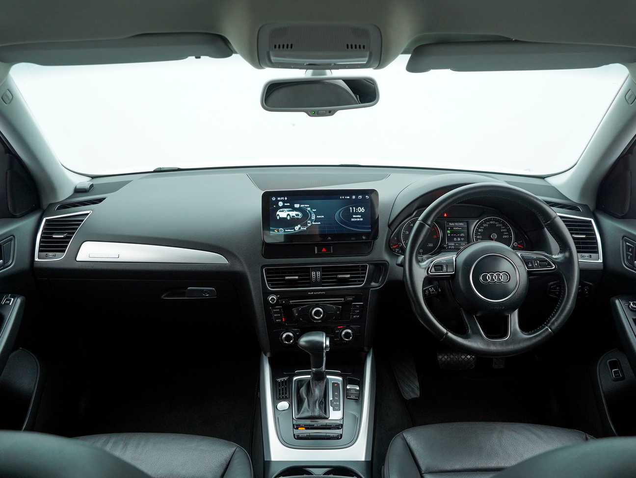 terpakai 2013 Audi Q5 Quattro TFSI 2.0