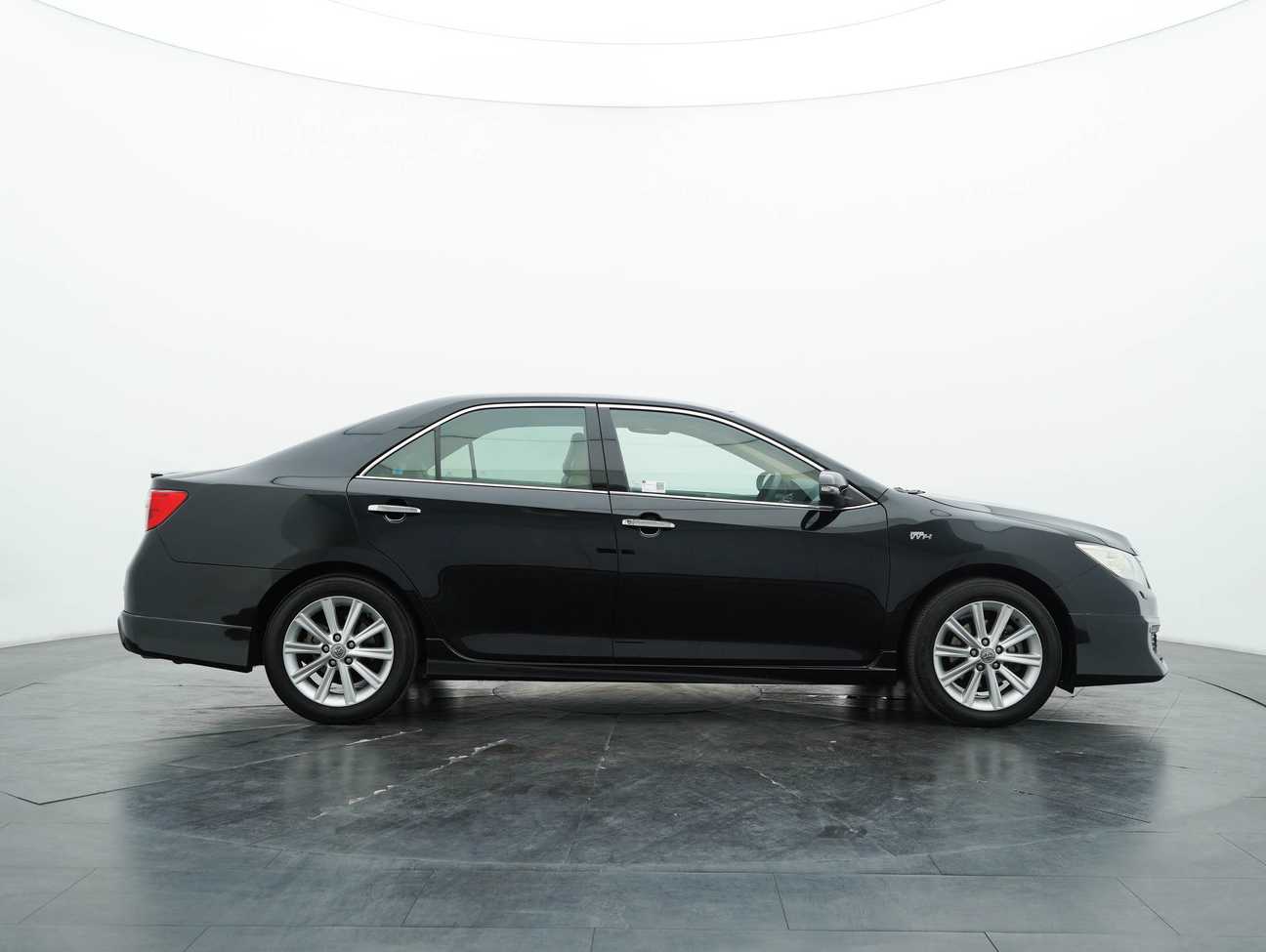 used 2012 Toyota Camry V 2.5