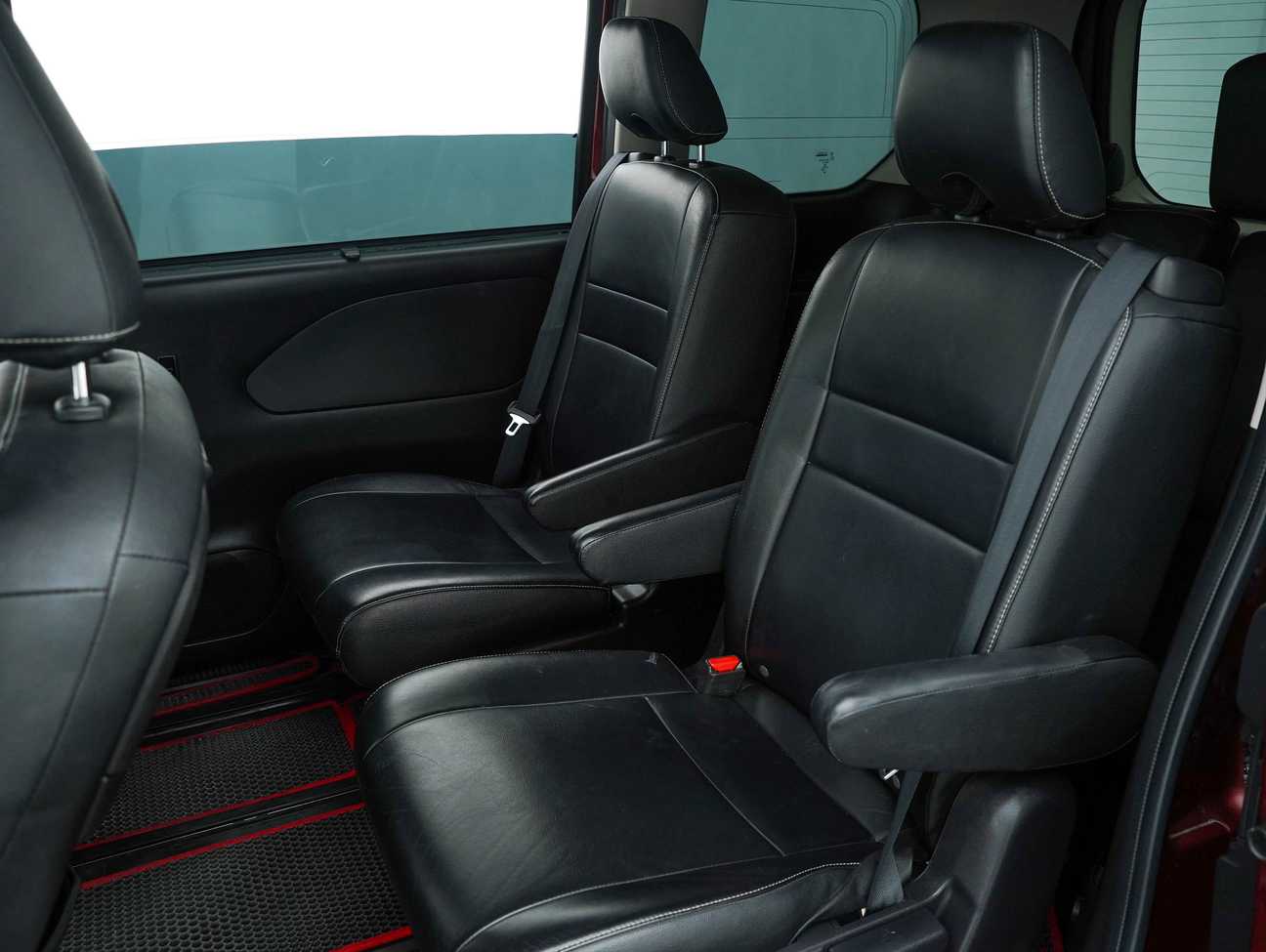 used 2019 Nissan Serena S-Hybrid High-Way Star Premium 2.0