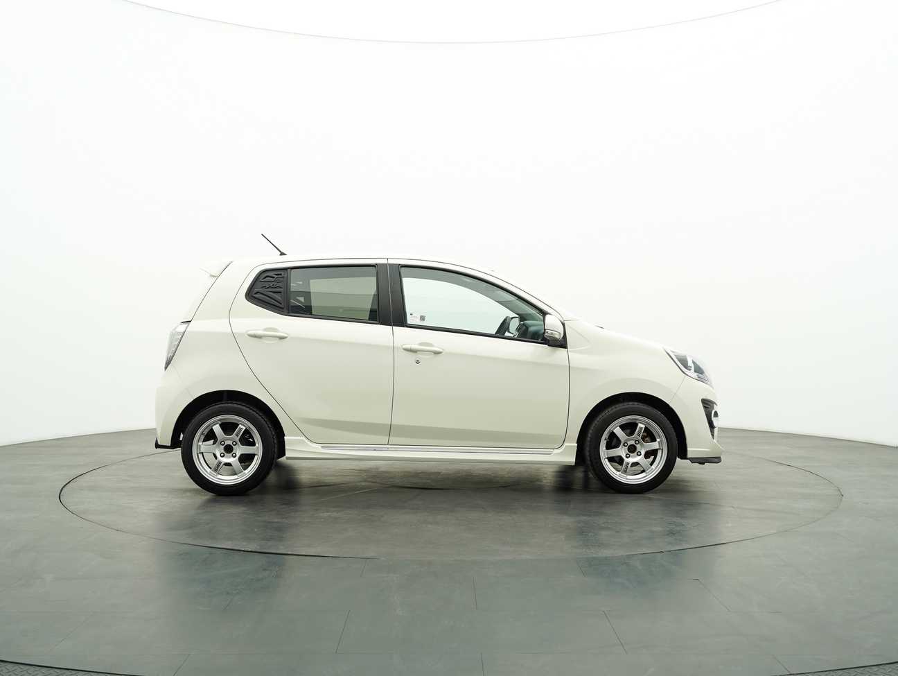 used 2015 Perodua AXIA Advance 1.0