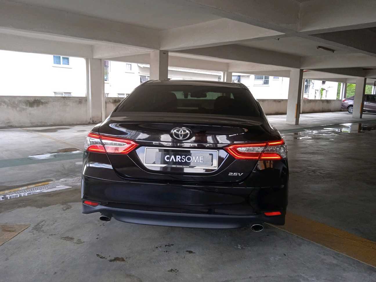 used 2019 Toyota Camry V 2.5