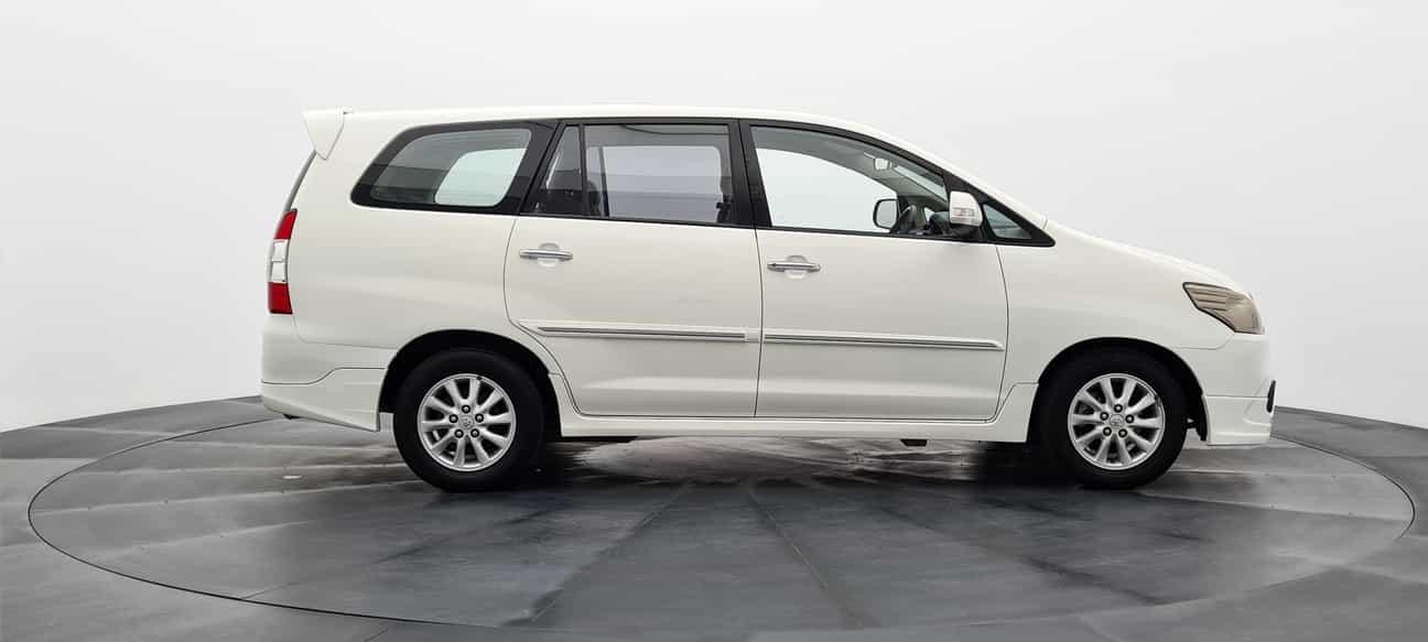 used 2014 Toyota INNOVA G 2.0