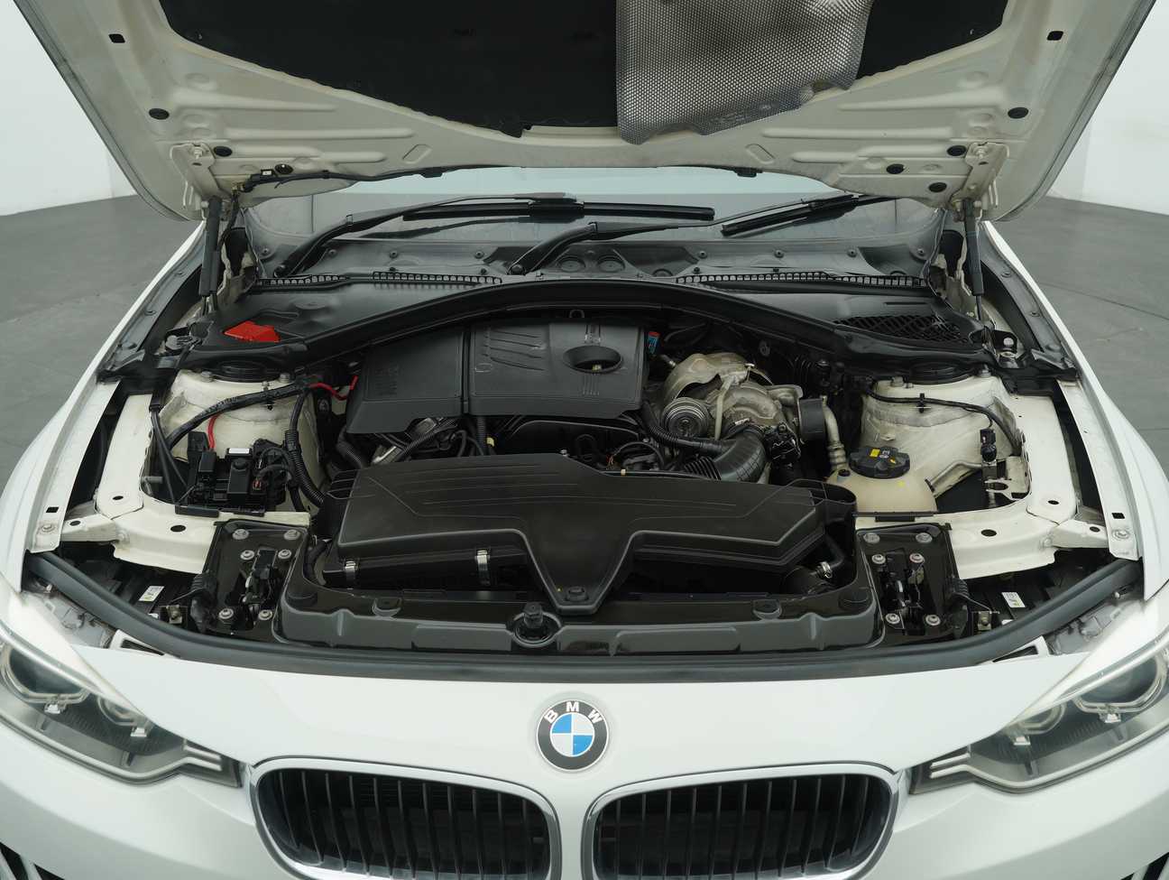 used 2013 BMW 316i  1.6