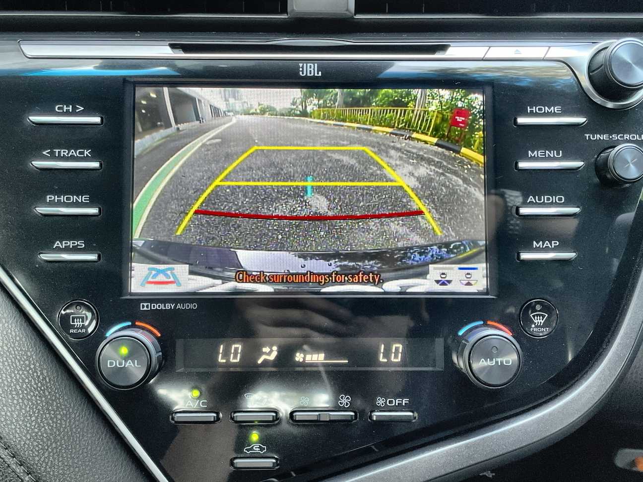 used 2019 Toyota Camry V 2.5