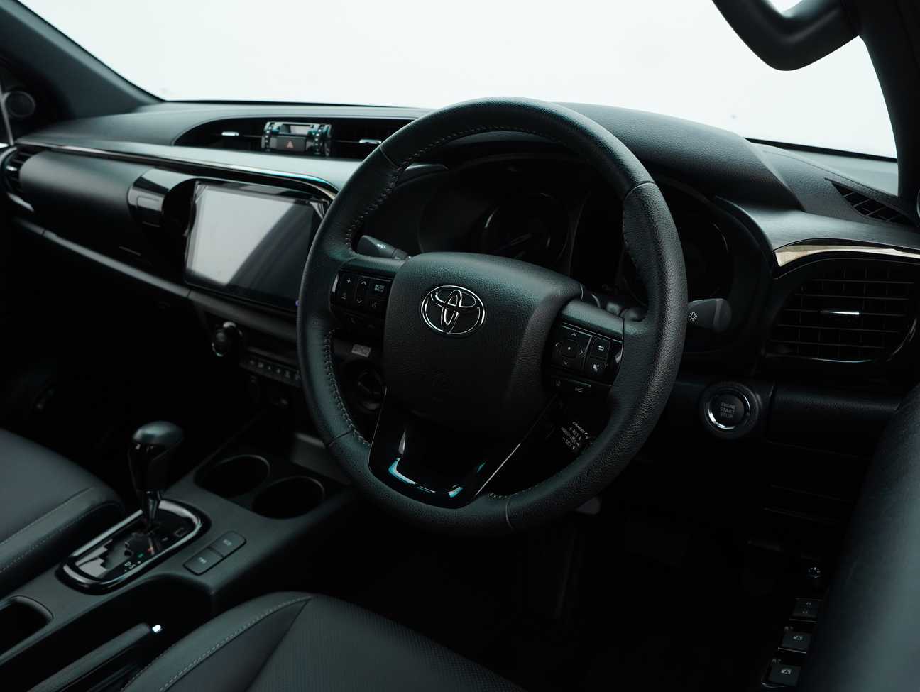 used 2023 Toyota Hilux Rogue Dual Cab 2.8