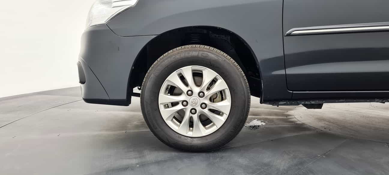 used 2014 Toyota INNOVA G 2.0