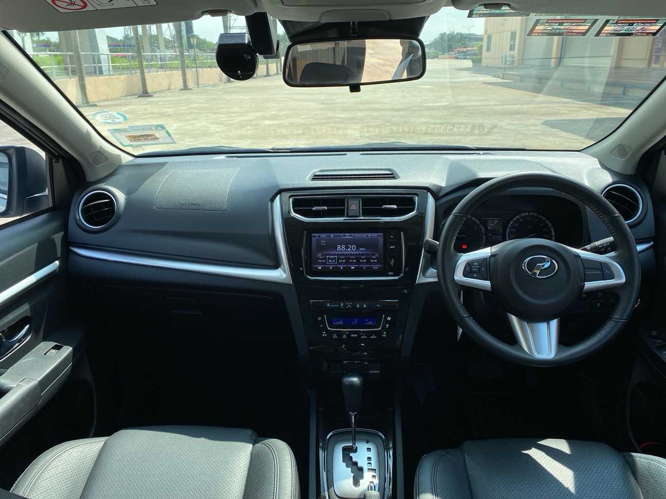 terpakai 2023 Perodua Aruz AV 1.5