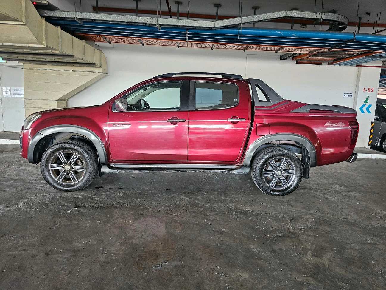 terpakai 2018 Isuzu D-Max V-Cross Z-Prestige Dual Cab 3.0