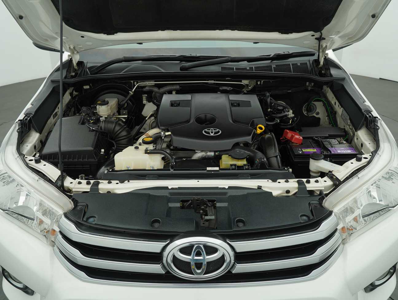 used 2016 Toyota Hilux G Dual Cab 2.4