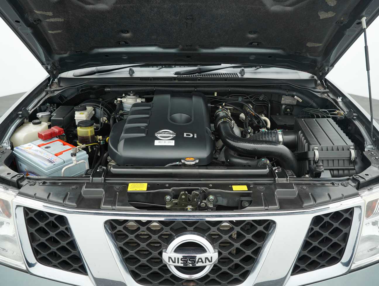 used 2015 Nissan NAVARA 4X2 2.5