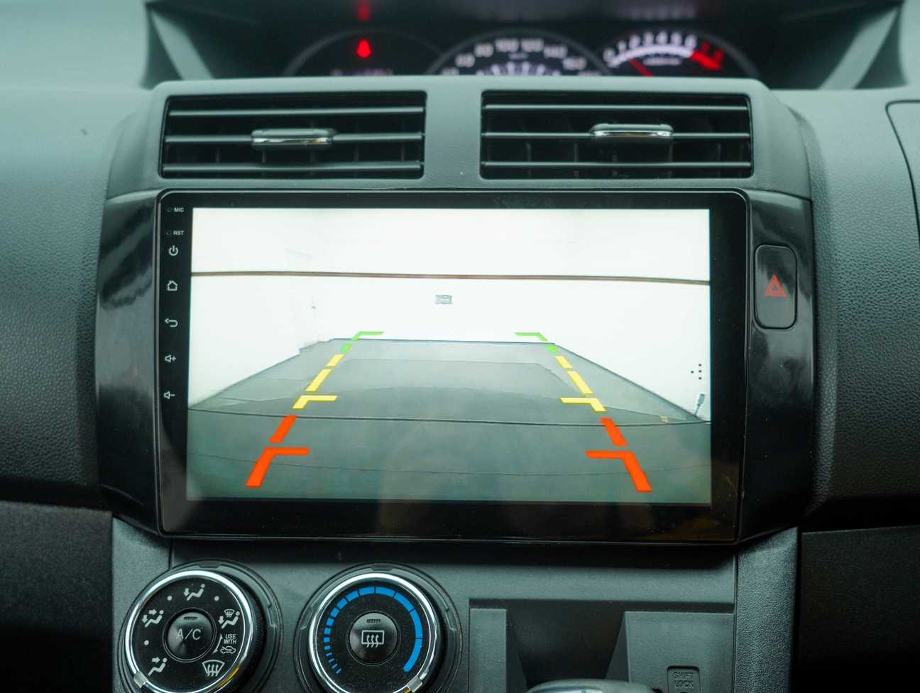 terpakai 2014 Perodua Alza Advance 1.5