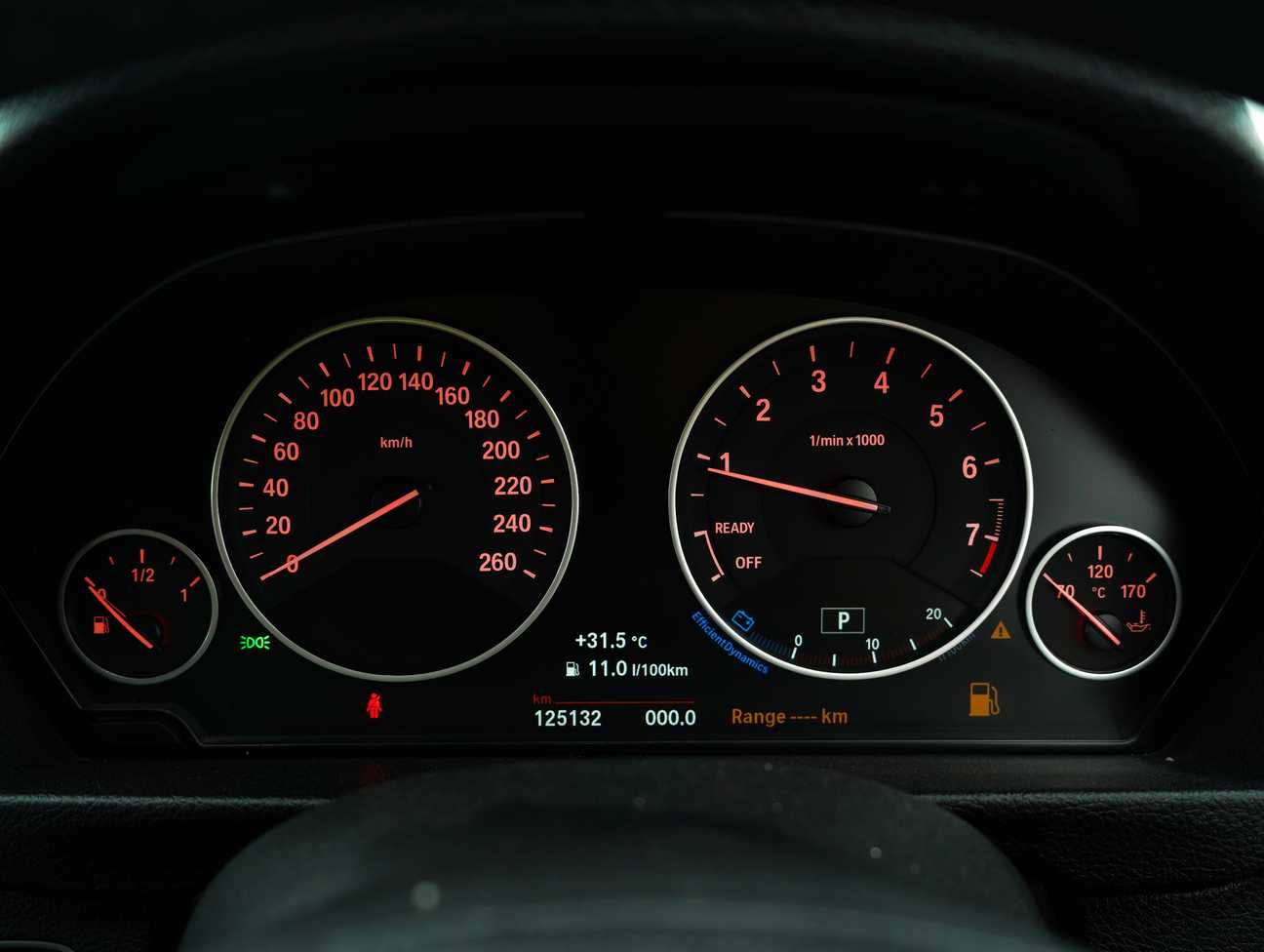 terpakai 2017 BMW 318i Luxury 1.5