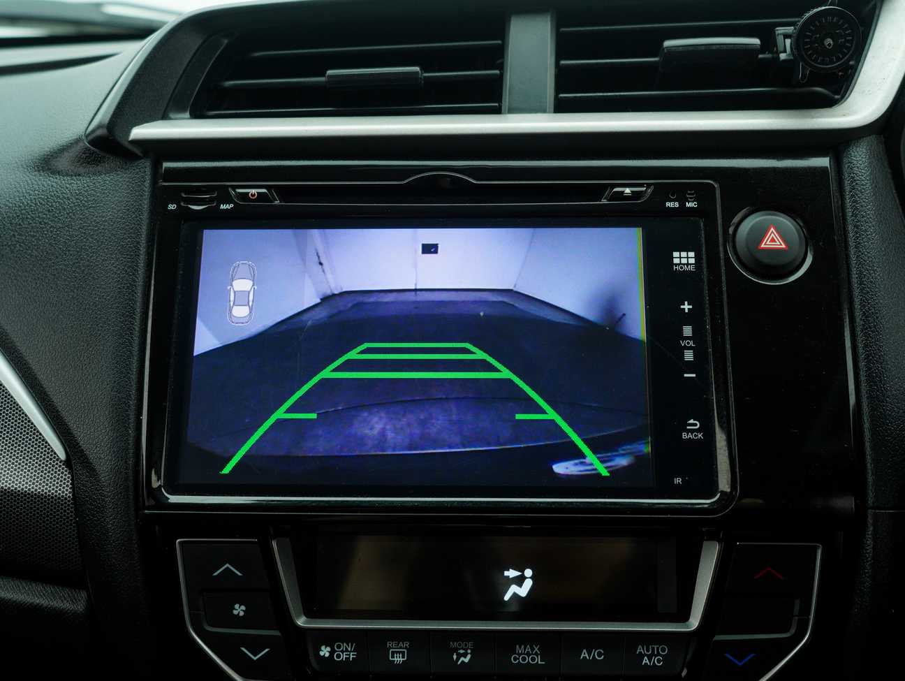 used 2018 Honda BR-V V 1.5