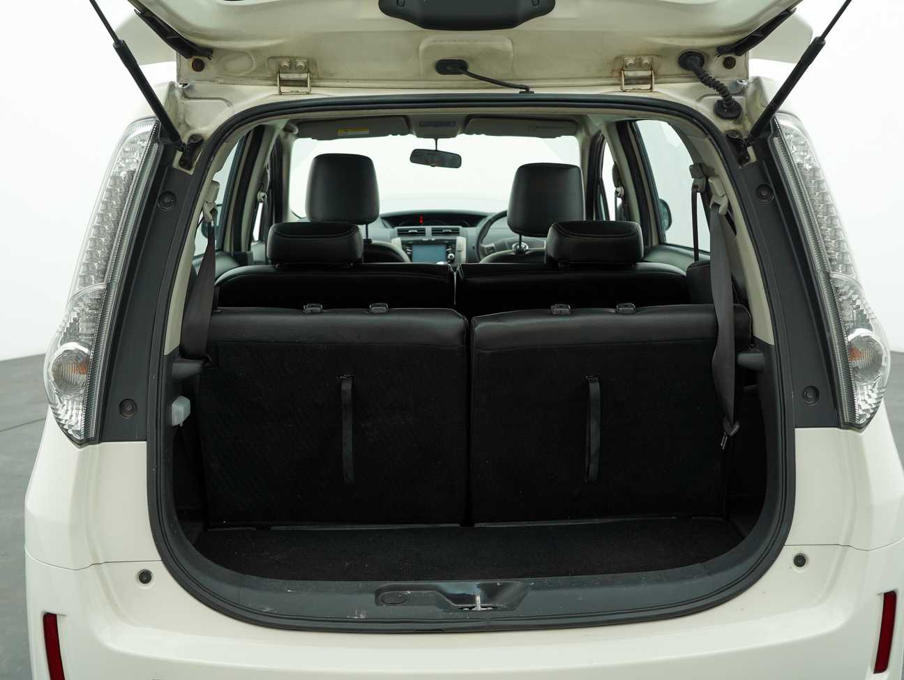 used 2015 Perodua Alza Advance 1.5