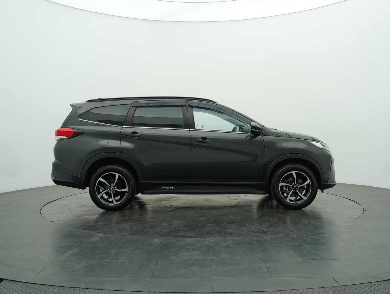 terpakai 2023 Perodua Aruz AV 1.5