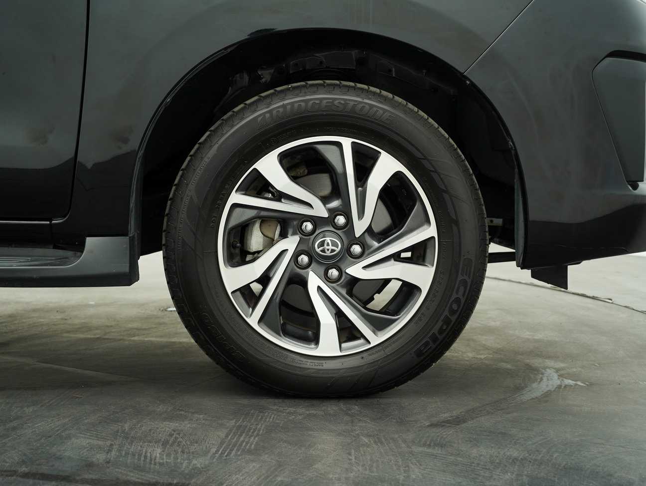 terpakai 2022 Toyota Innova G 2.0