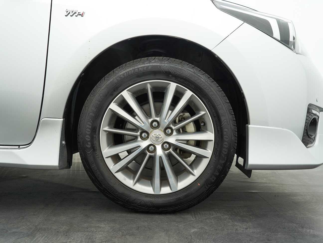 used 2016 Toyota COROLLA ALTIS G 1.8