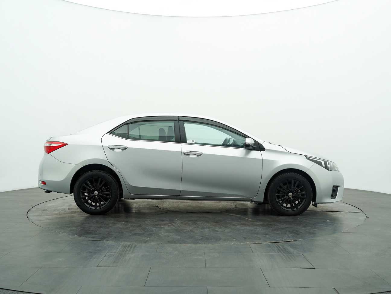 used 2015 Toyota Corolla Altis G 1.8