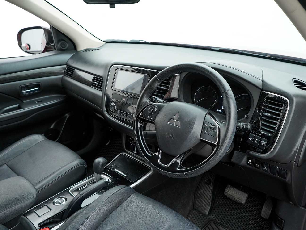 used 2020 Mitsubishi Outlander  2.0