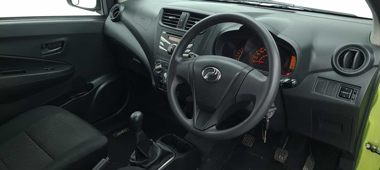 terpakai 2015 Perodua AXIA G 1.0