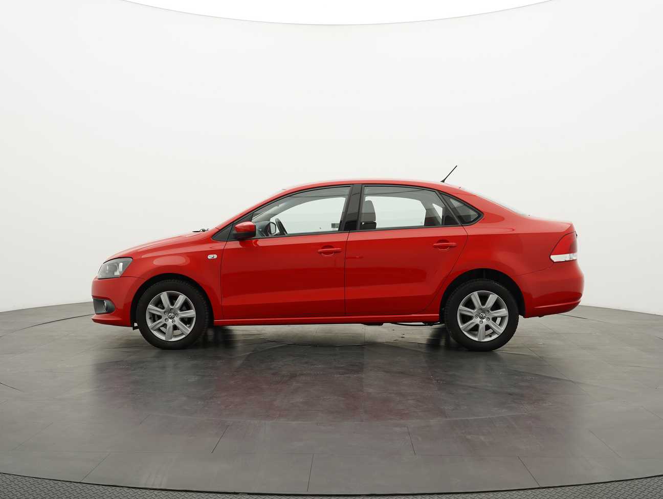 used 2015 Volkswagen Polo  1.6