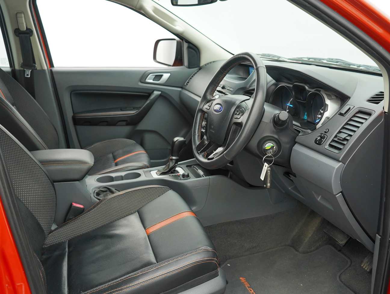 terpakai 2014 Ford Ranger Wildtrak Dual Cab 3.2