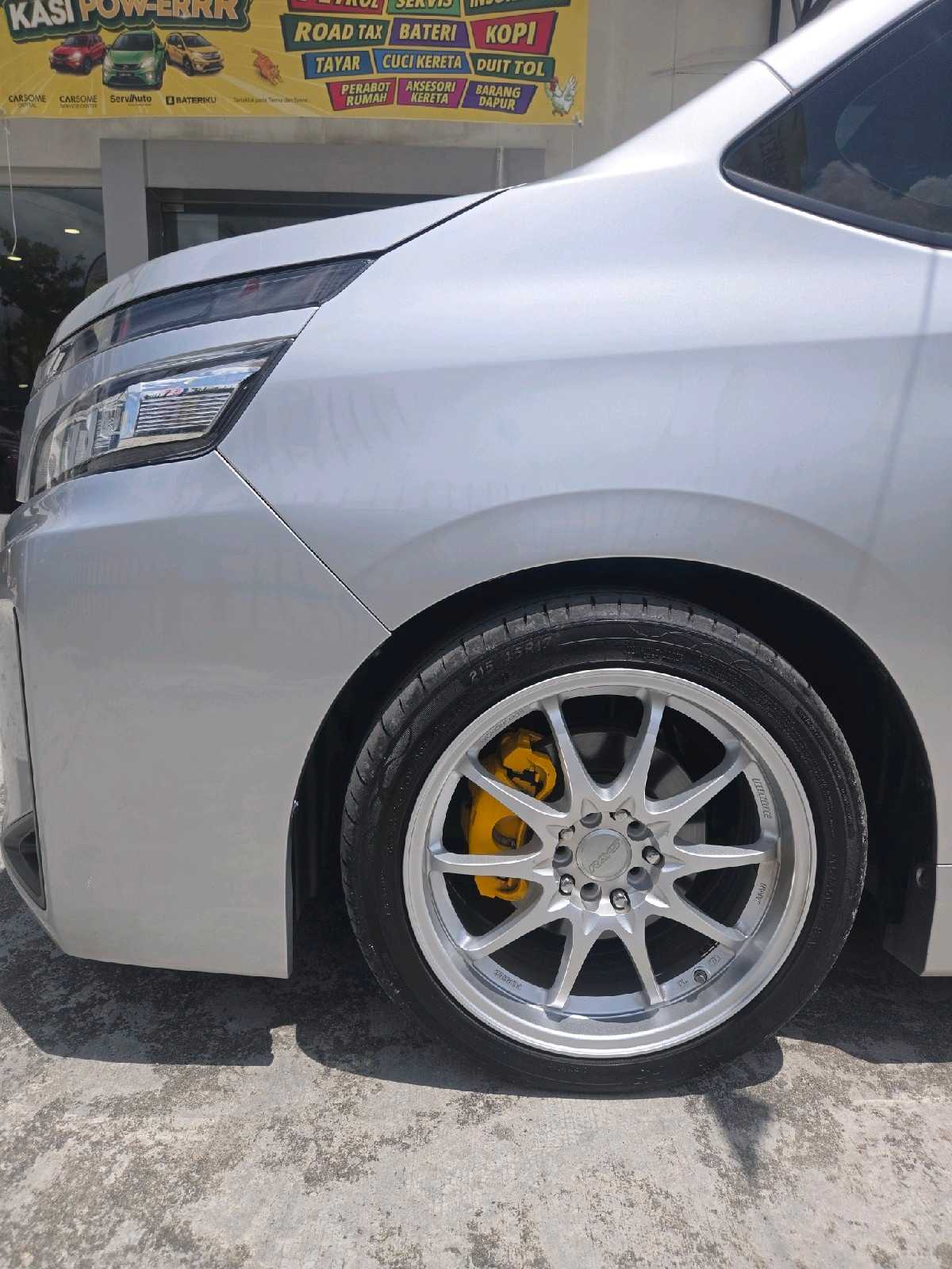 used 2018 Toyota Voxy X 2.0