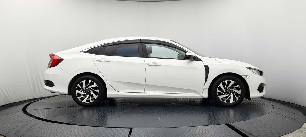 terpakai 2017 Honda CIVIC I-VTEC 1.8