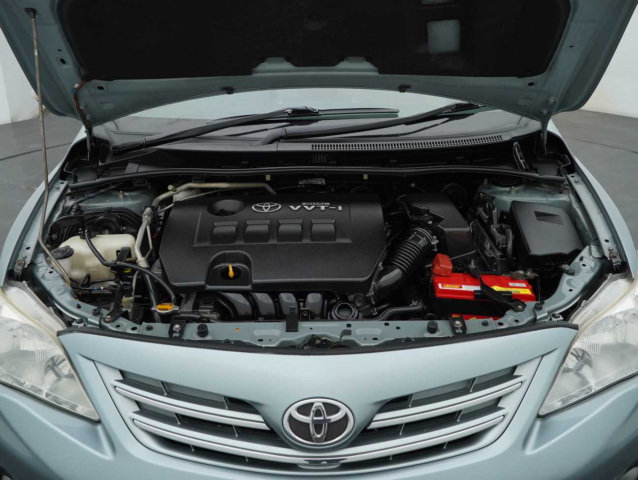 used 2012 Toyota Corolla Altis E 1.8
