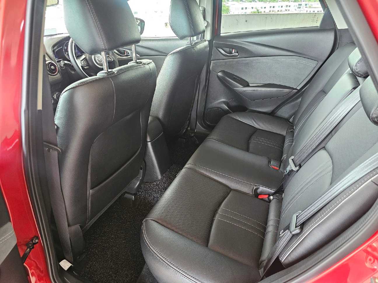 terpakai 2023 Mazda CX-3 SKYACTIV-G High 2.0