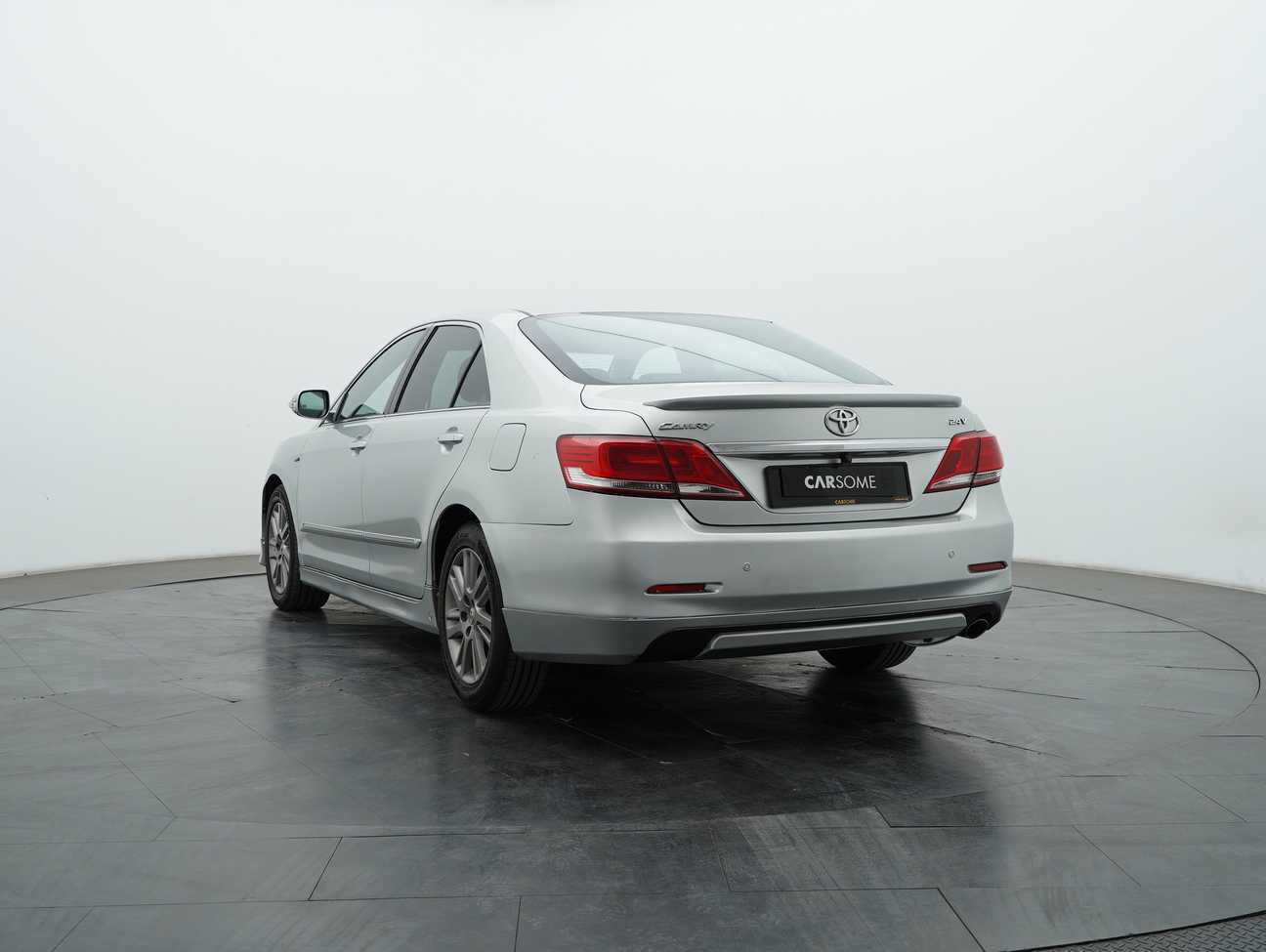 used 2012 Toyota Camry V 2.4