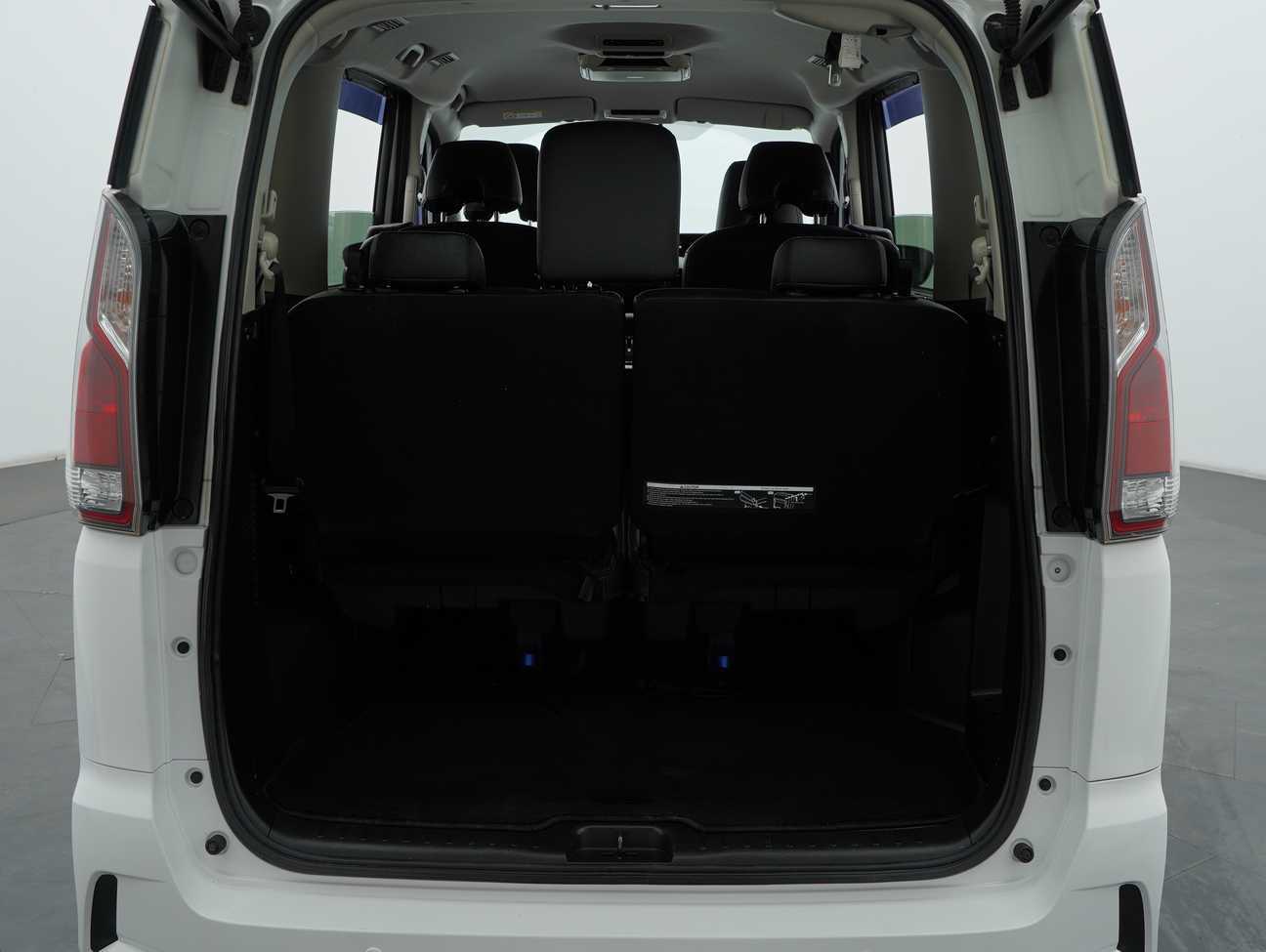 used 2019 Nissan Serena S-Hybrid High-Way Star 2.0