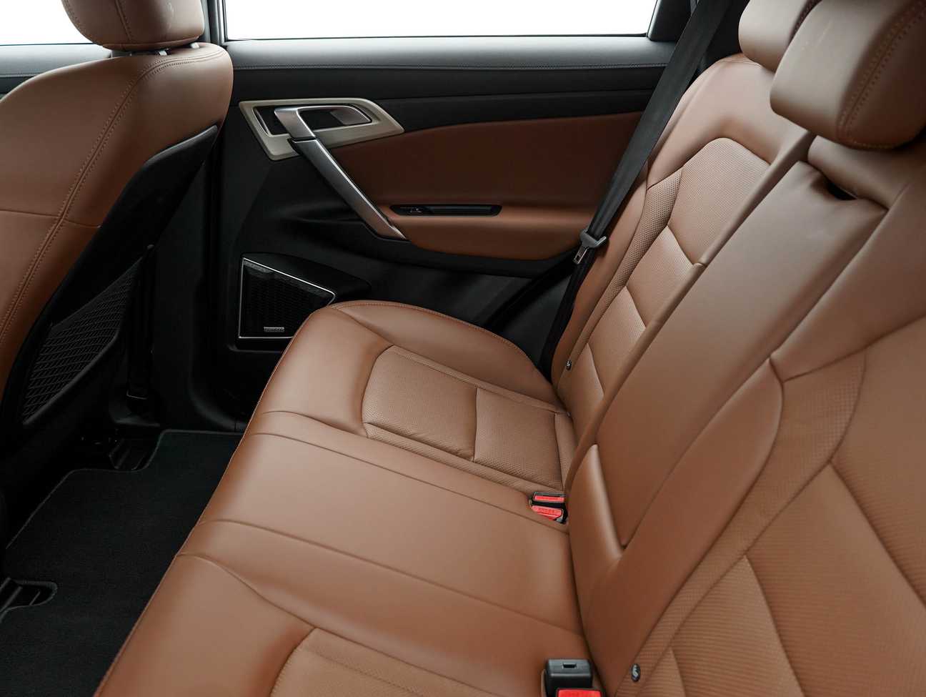 used 2023 Proton X70 Premium 1.5