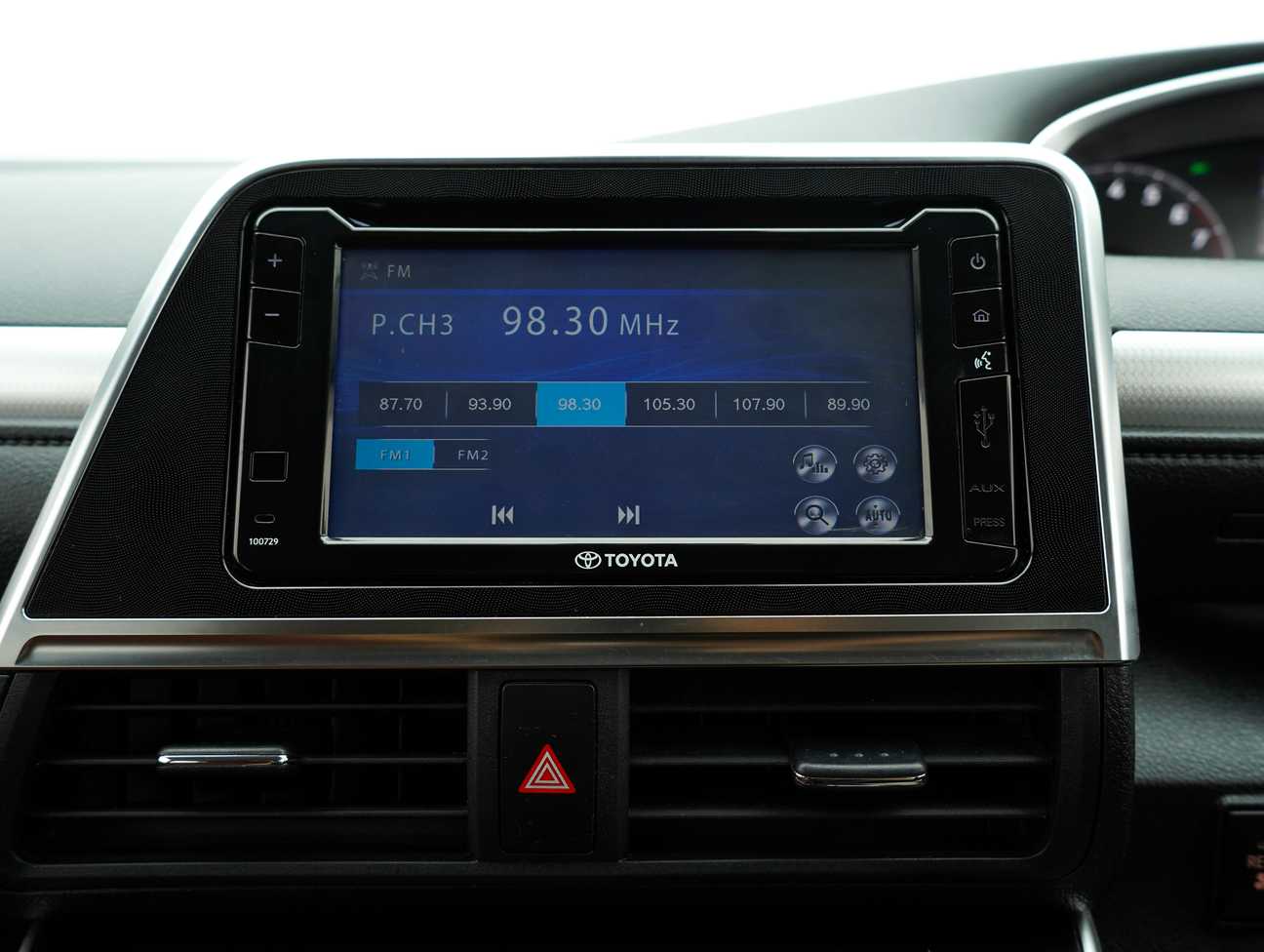 used 2017 Toyota Sienta V 1.5