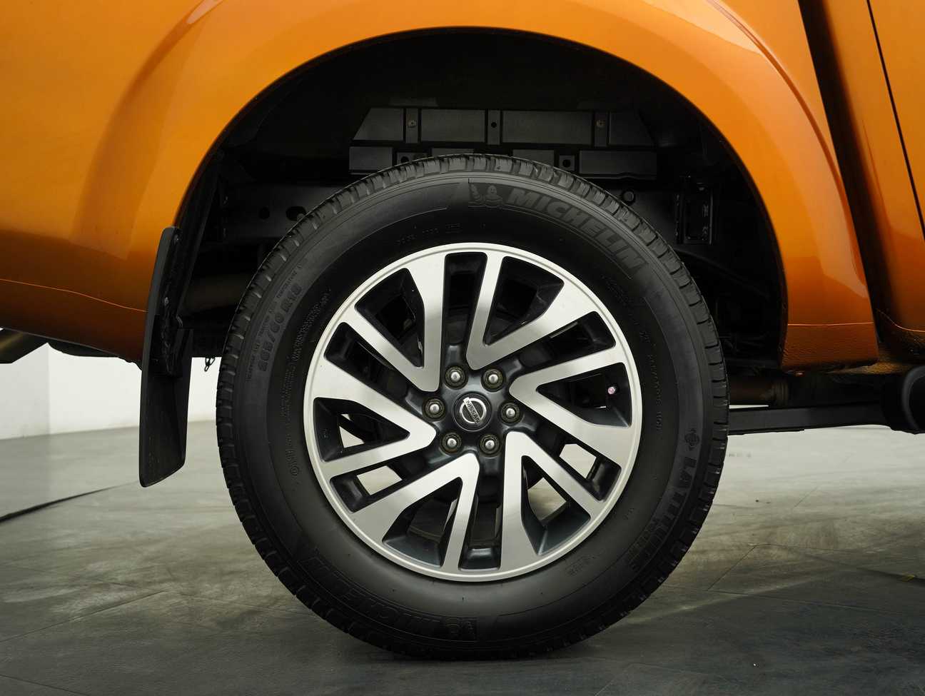 terpakai 2016 Nissan Navara NP300 VL Dual Cab 2.5