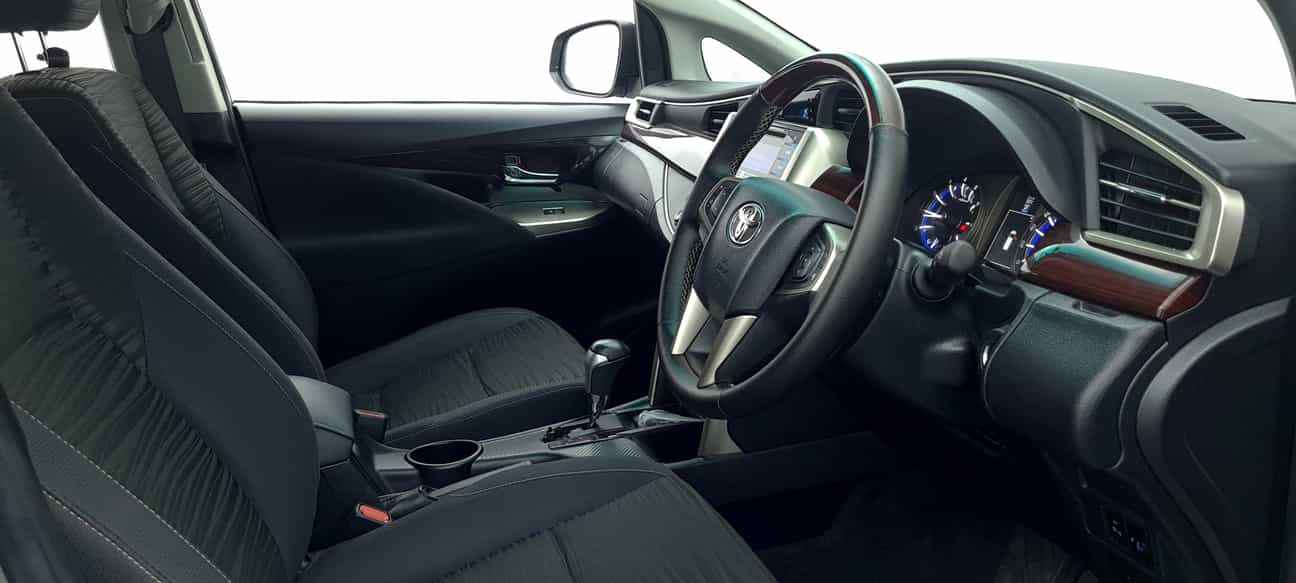 used 2017 Toyota INNOVA G 2.0