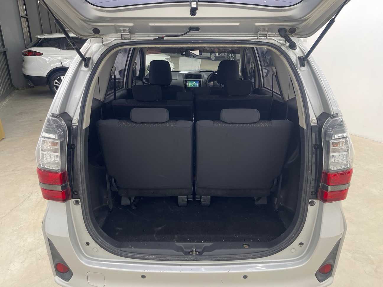 terpakai 2019 Toyota Avanza S 1.5