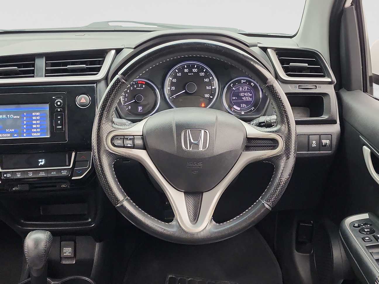 used 2017 Honda BR-V V 1.5