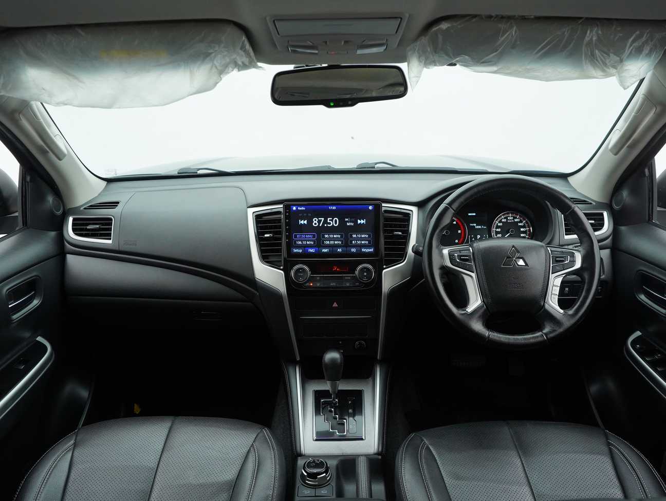 used 2022 Mitsubishi Triton VGT Premium Updated Spec Dual Cab 4X4 2.4