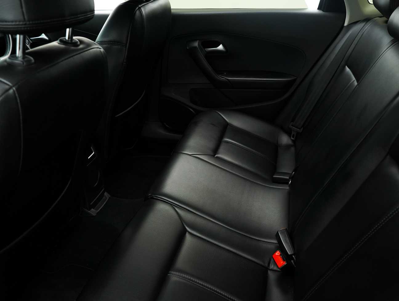 terpakai 2016 Volkswagen VENTO  1.6