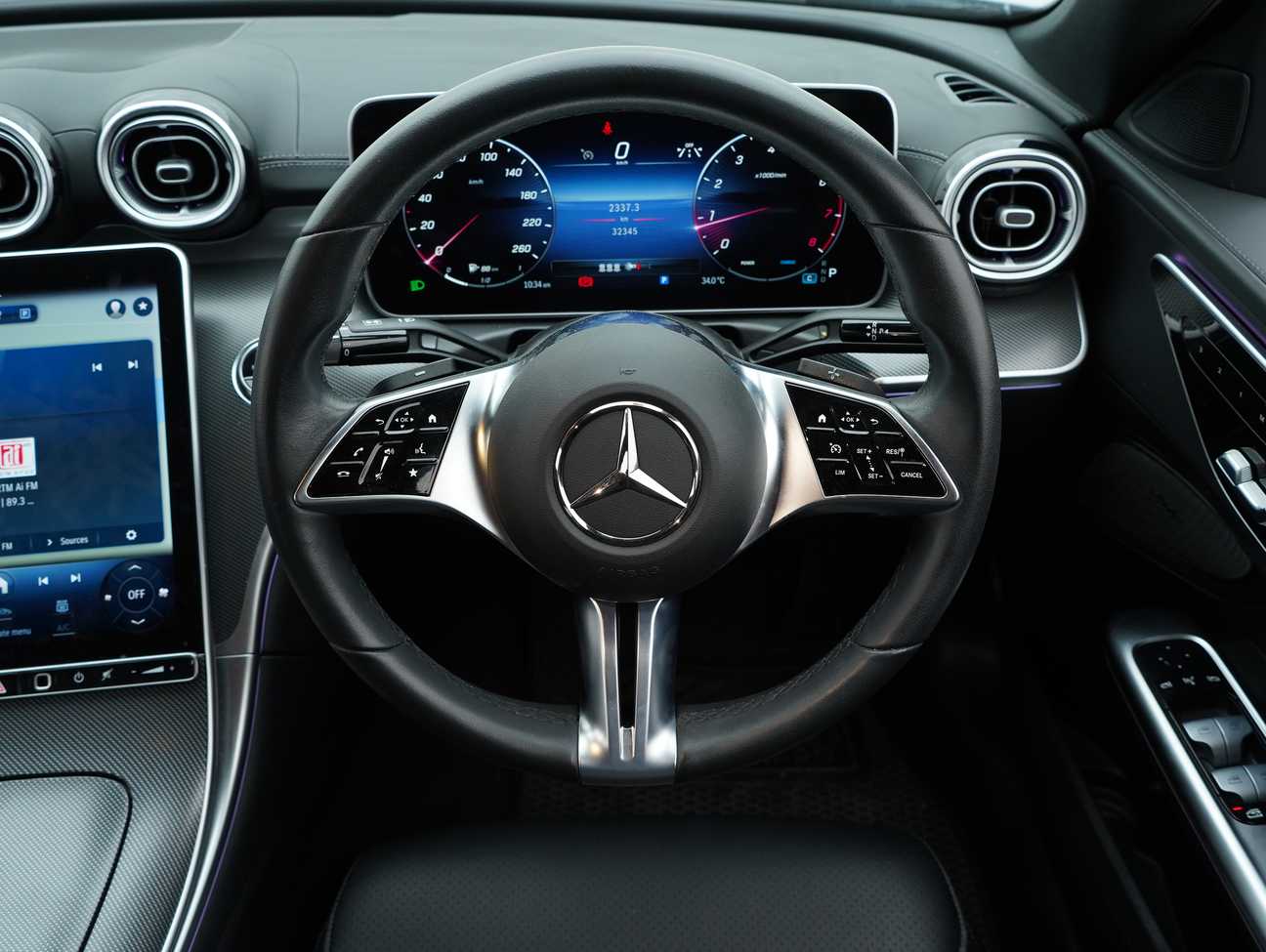 used 2023 Mercedes-Benz C200 Avantgarde 1.5