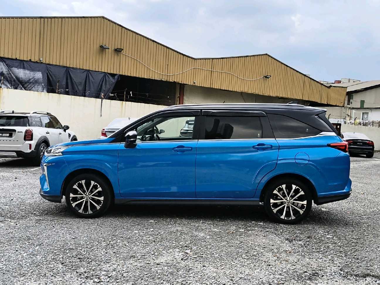 used 2022 Toyota Veloz  1.5