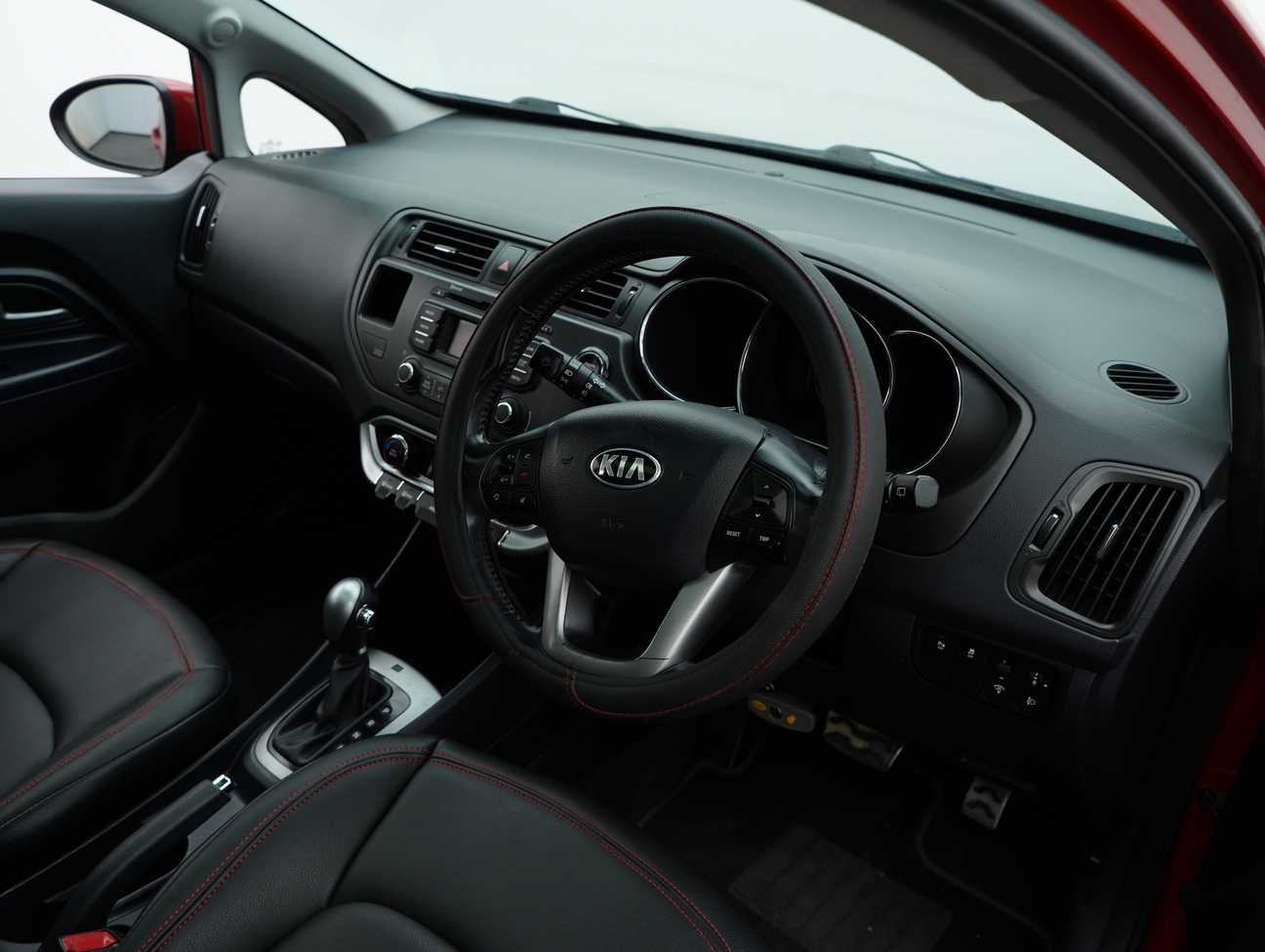 terpakai 2014 Kia Rio SX 1.4