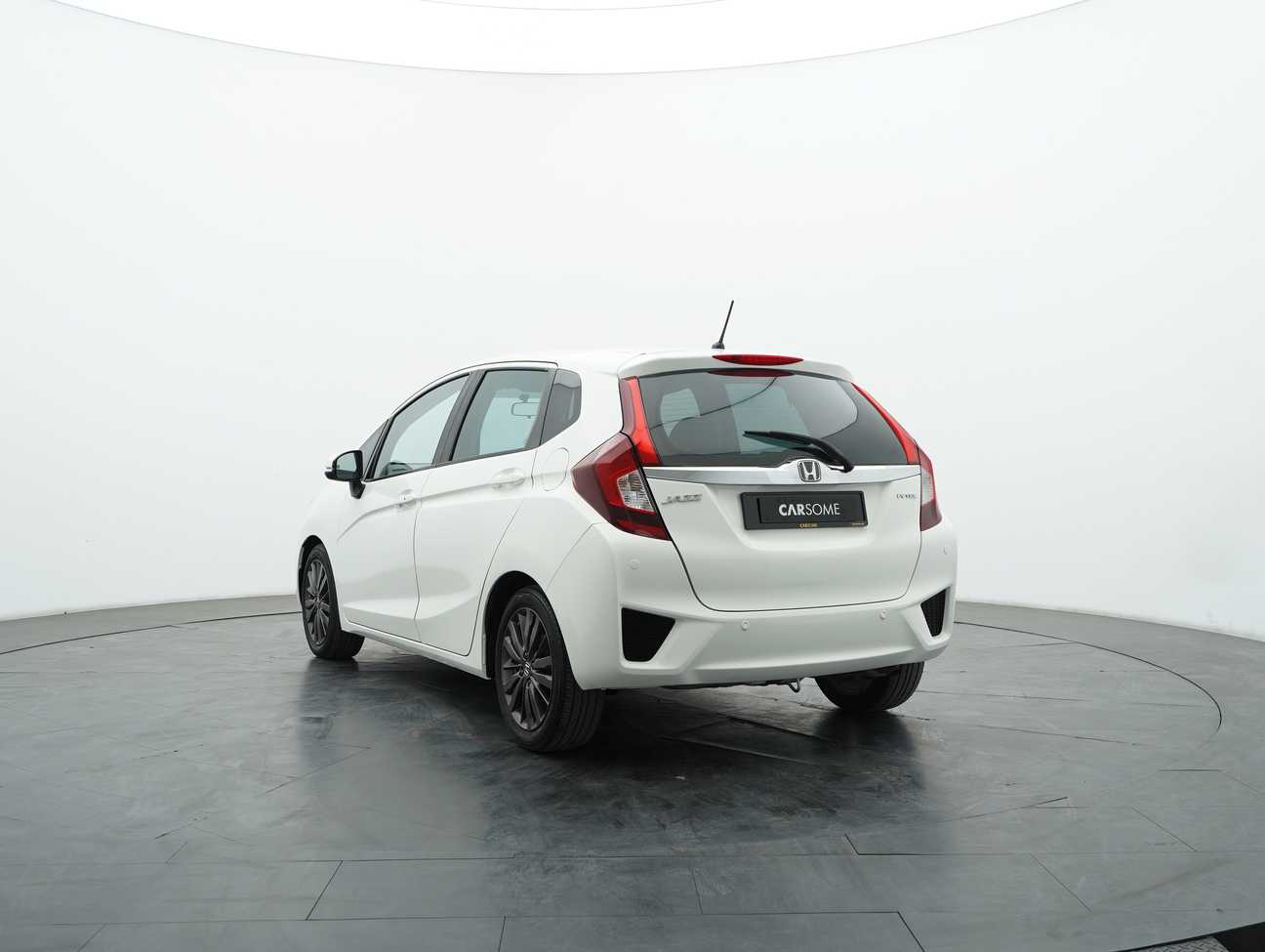 used 2014 Honda Jazz V 1.5