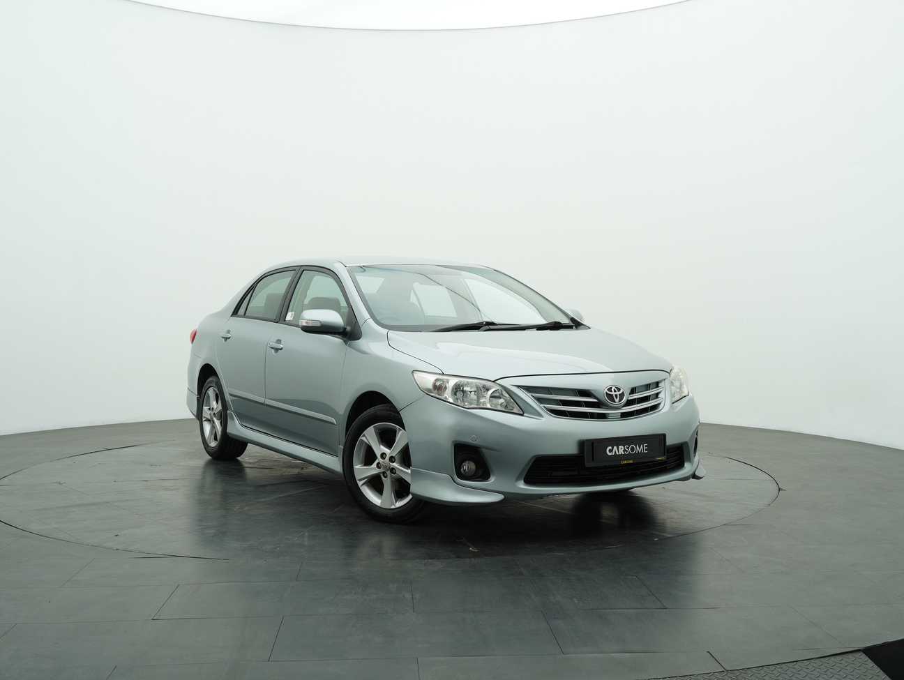used 2013 Toyota Corolla Altis E 1.8