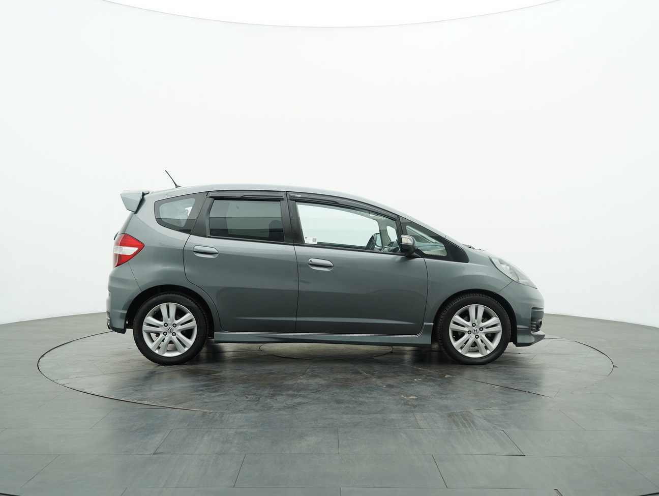 used 2011 Honda Jazz V 1.5